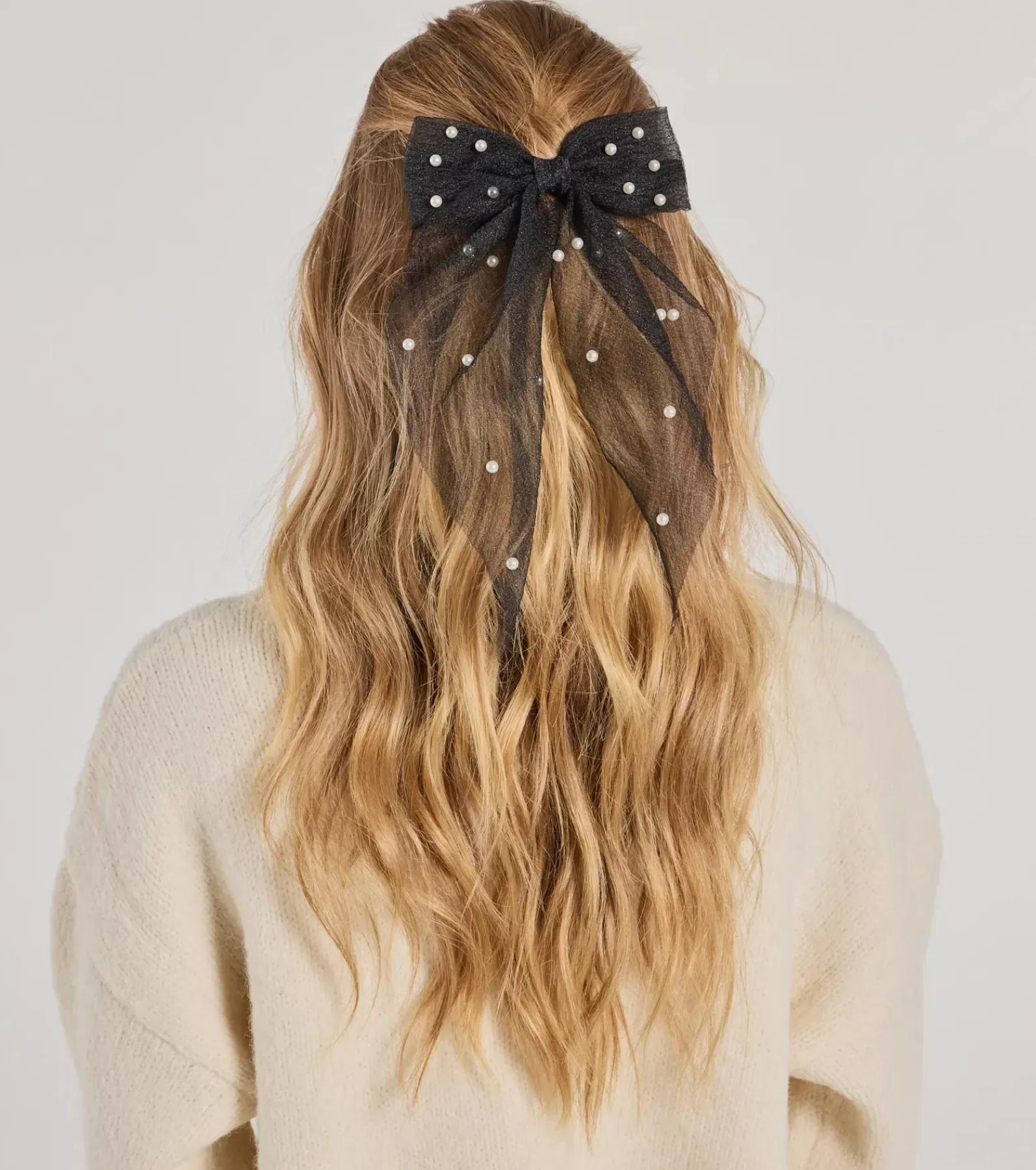 Windsor Beauty & Hair Accessories | All Accessories*Adorable And Chic Pearl Detail Hair Bow Clip