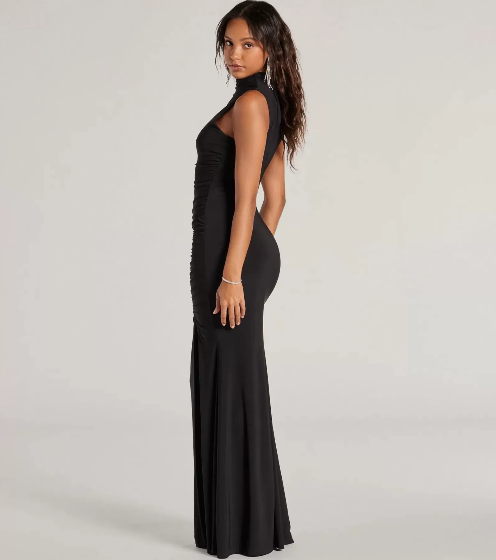 Windsor Wedding Outfits | Black Bridesmaid Dresses*Angela Mock Neck High Slit Mermaid Dress