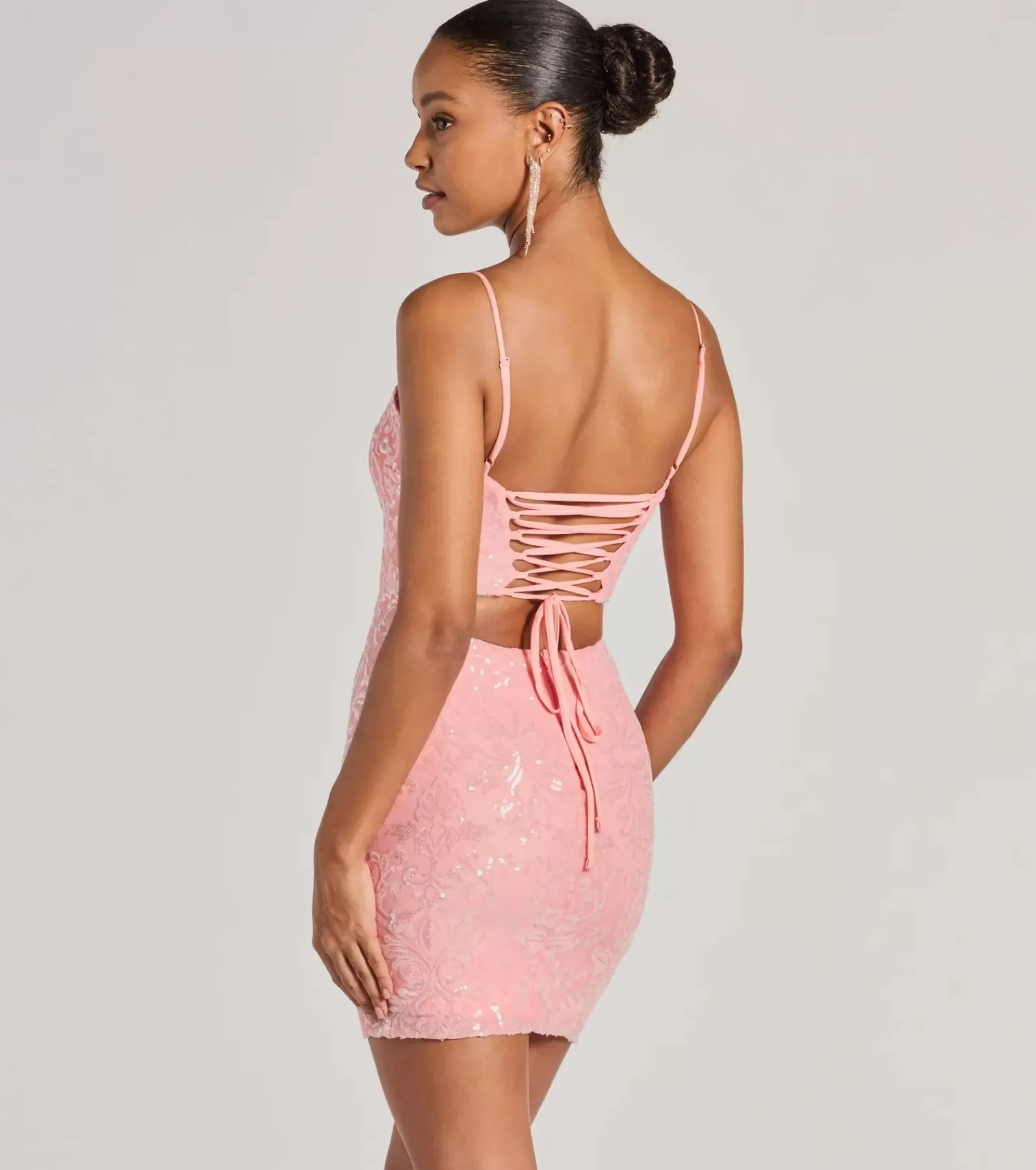 Windsor Short & Mini Dresses | Bodycon Dresses*Beverly Lace-Up Bodycon Sequin Party Dress