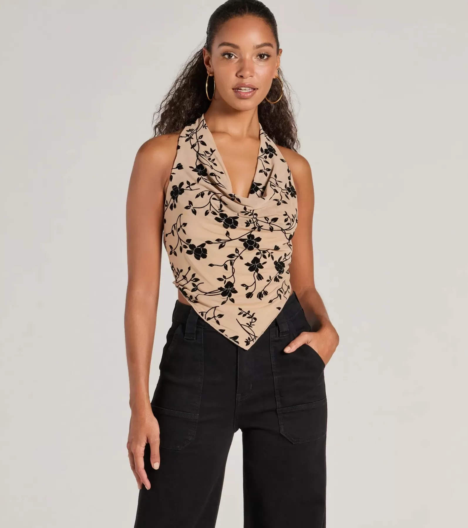 Windsor Going-Out Tops*Bold Romance Flocked Floral Print Halter Top