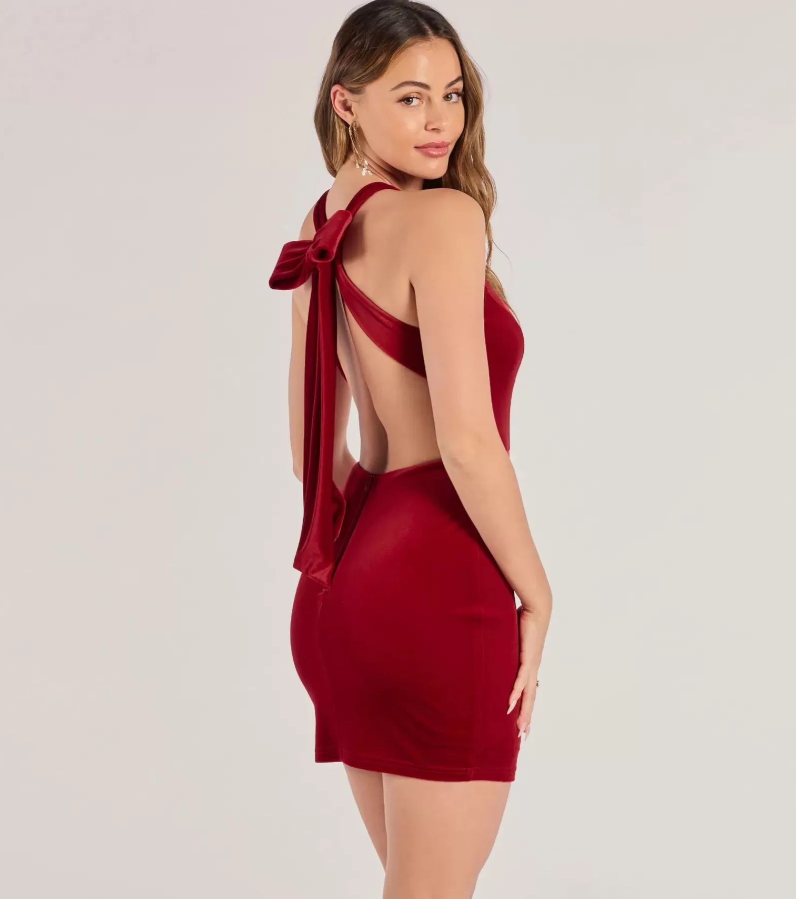 Windsor Mini Holiday Dresses | Velvet Holiday Dresses*Cailin Velvet Open Back And Bow Mini Dress