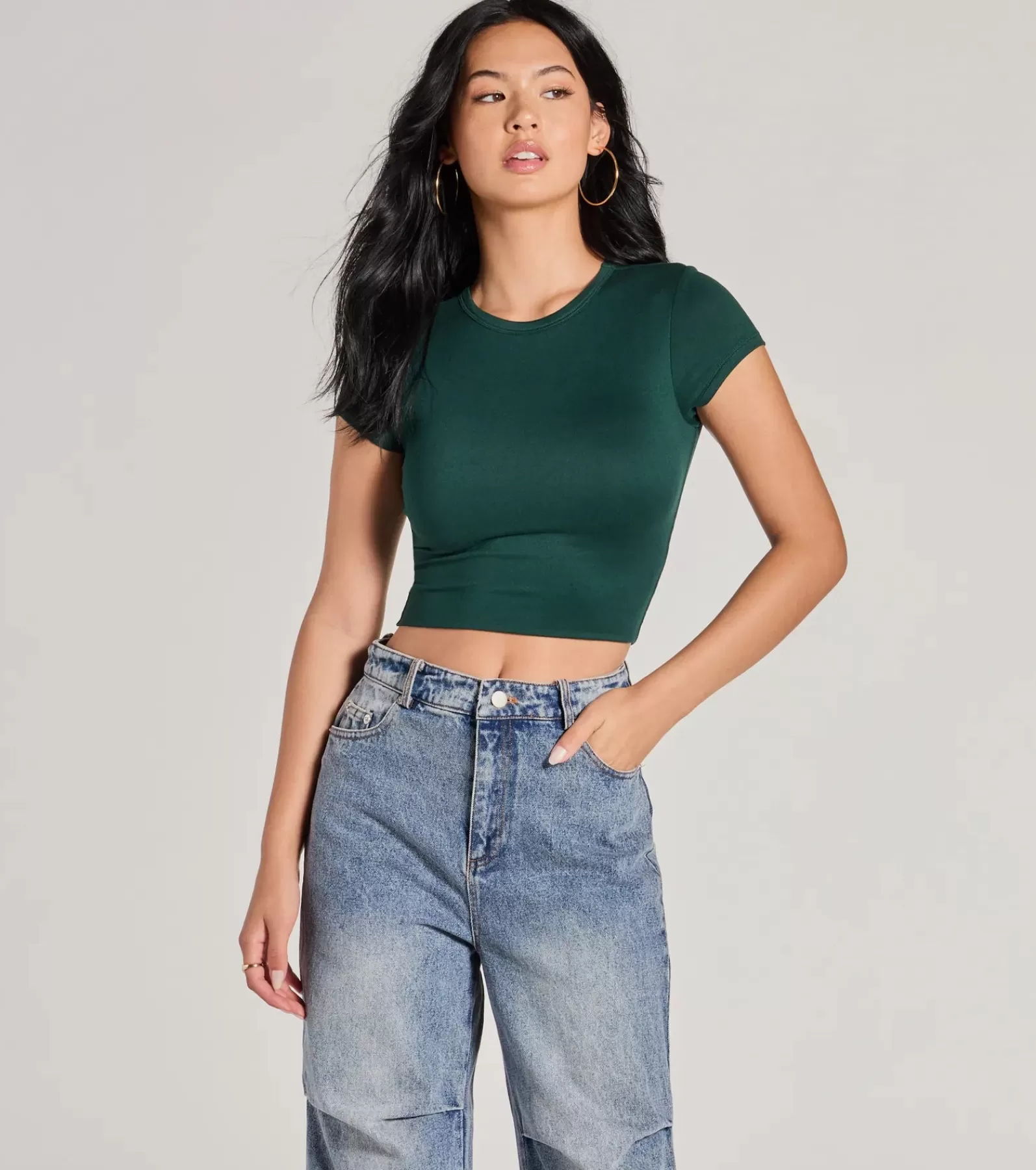 Windsor Basic Tops | Short Sleeve Tops*Casual Must-Have Crew Neck Crop Top