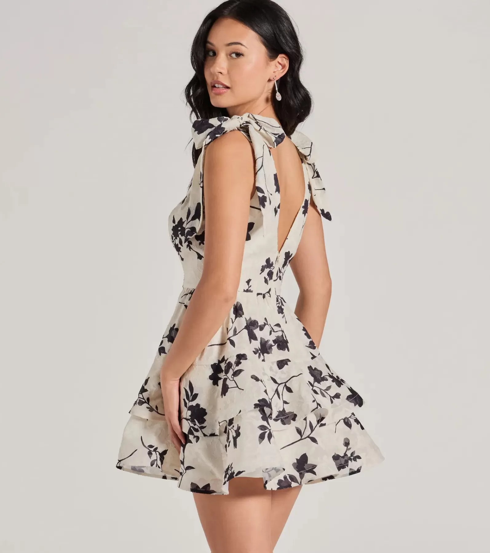 Windsor Skater Dresses | Cocktail Dresses*Chantel Bow Tie V-Neck Floral Ruffle Skater Dress