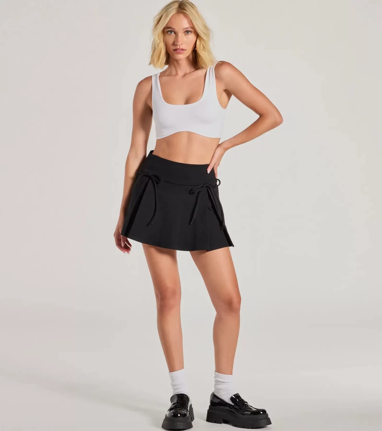 Windsor Black Skirts | Shorts*Charmed Look Bow Detail Pleated Knit Skort