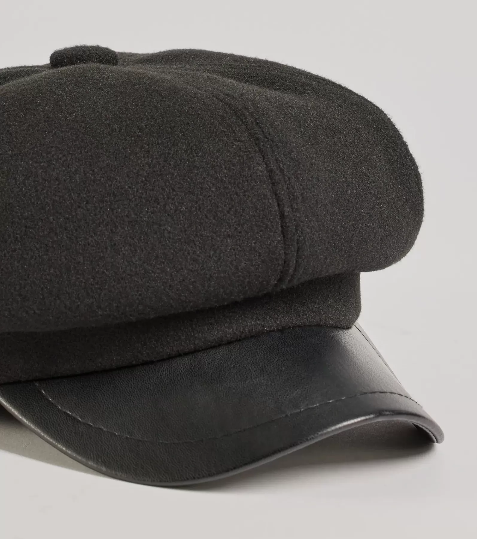 Windsor Cold Weather Accessories | Hats*Chic Fall Vibes Cabby Hat