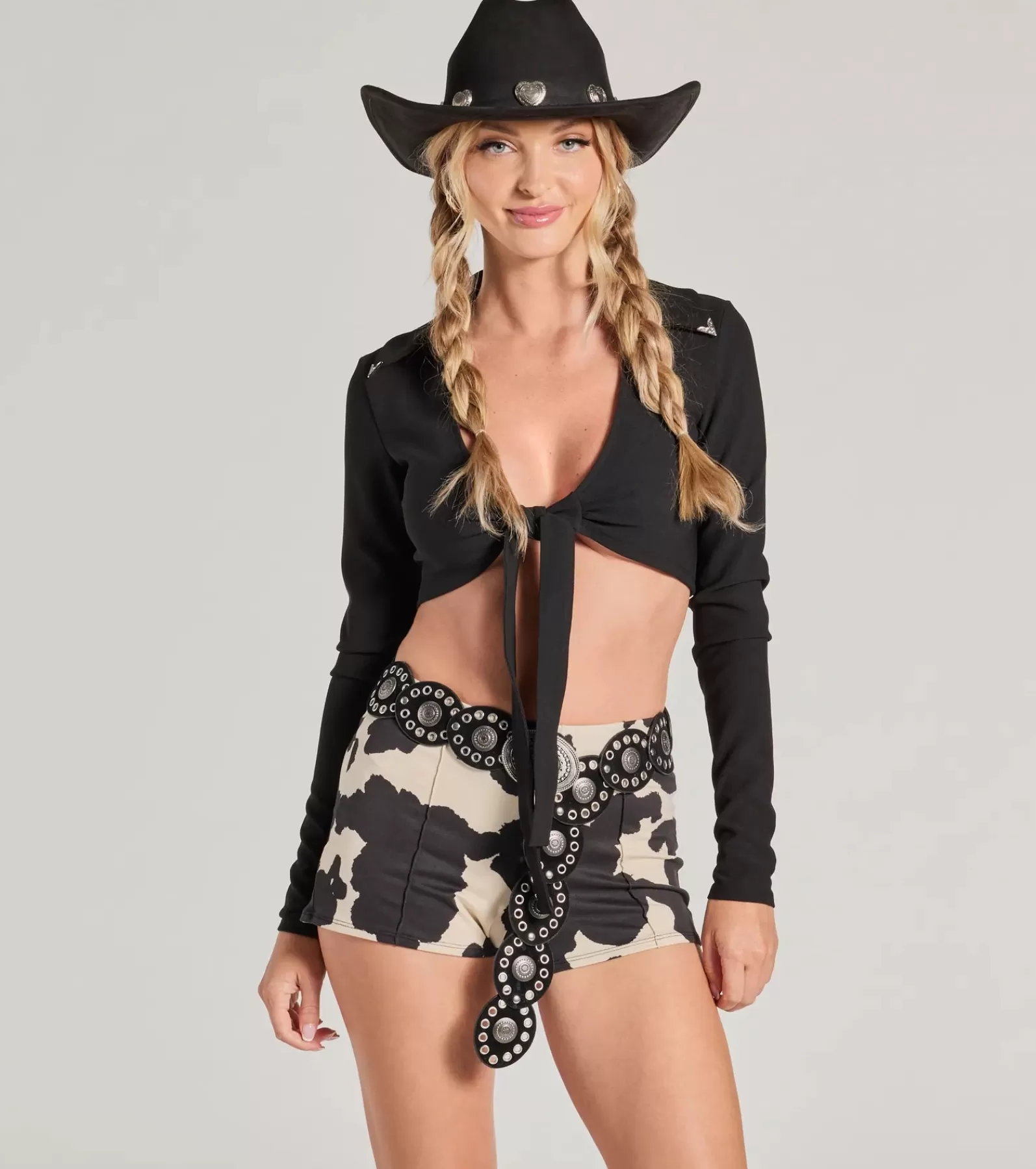 Windsor Tie Front Tops | Long Sleeve Tops*Cowgirl Outlaw Tie-Front Crop Top