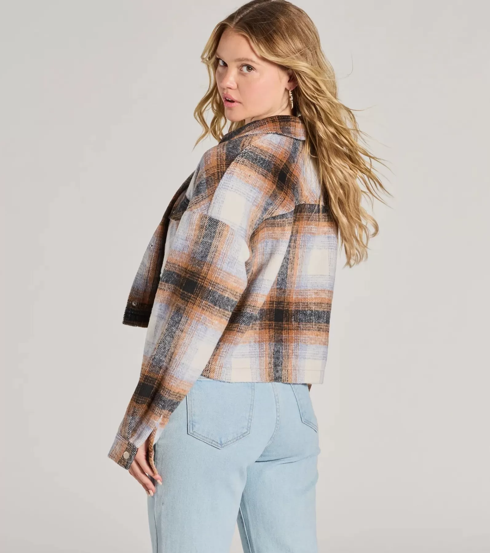 Windsor Shackets*Cozy Cute Plaid Woven Cropped Shacket