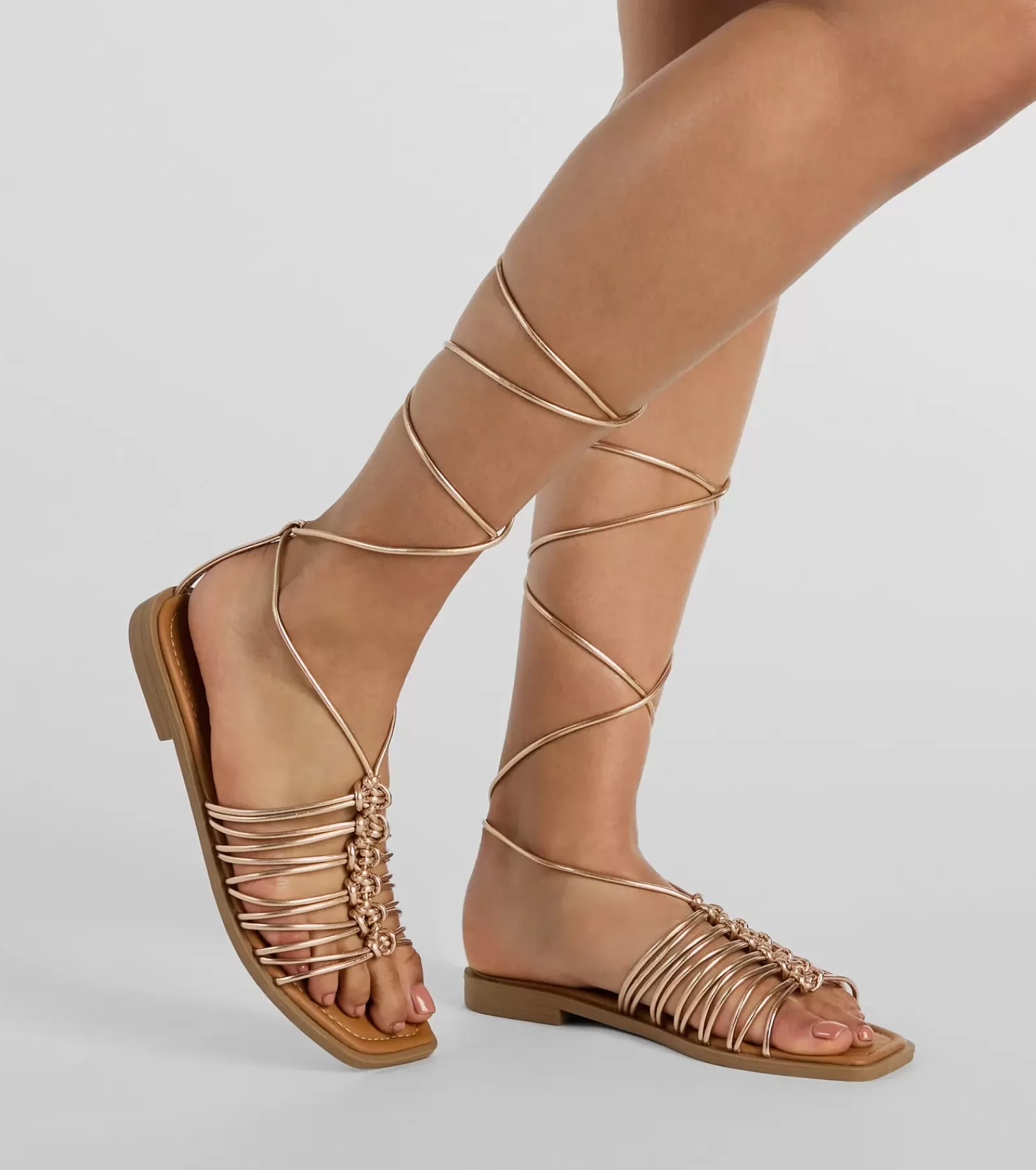 Windsor Sandals | Honeymoon*Cute Trek Strappy Lace-Up Flat Sandals