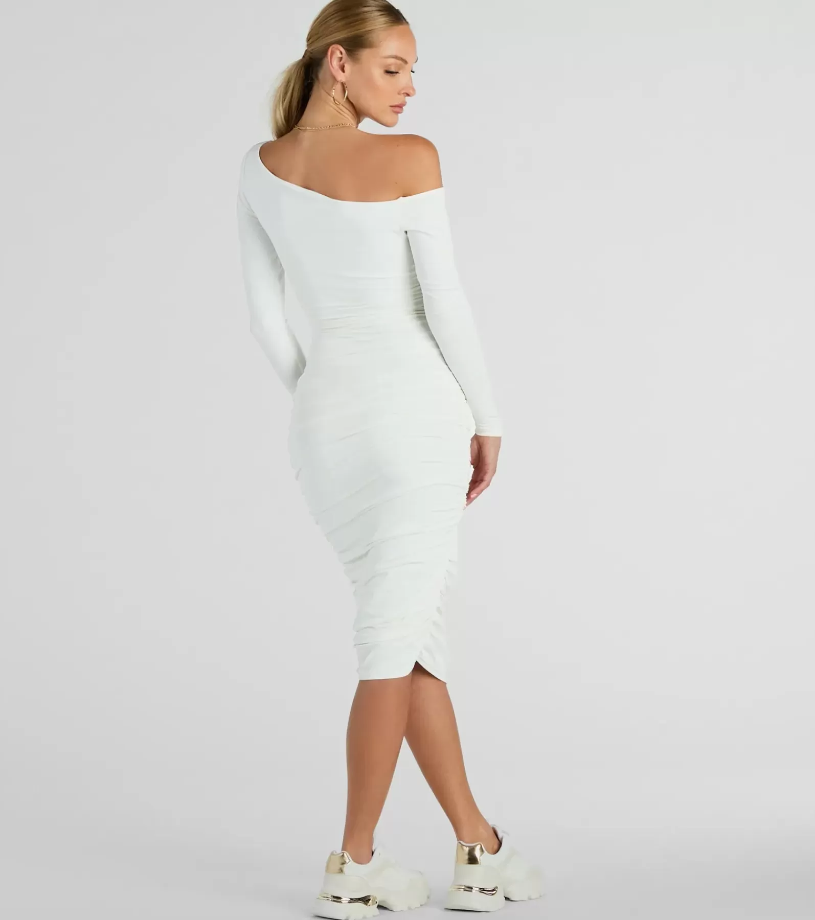 Windsor Rehearsal | Bridal Shower*Dinner Date Off-The-Shoulder Long Sleeve Midi Dress