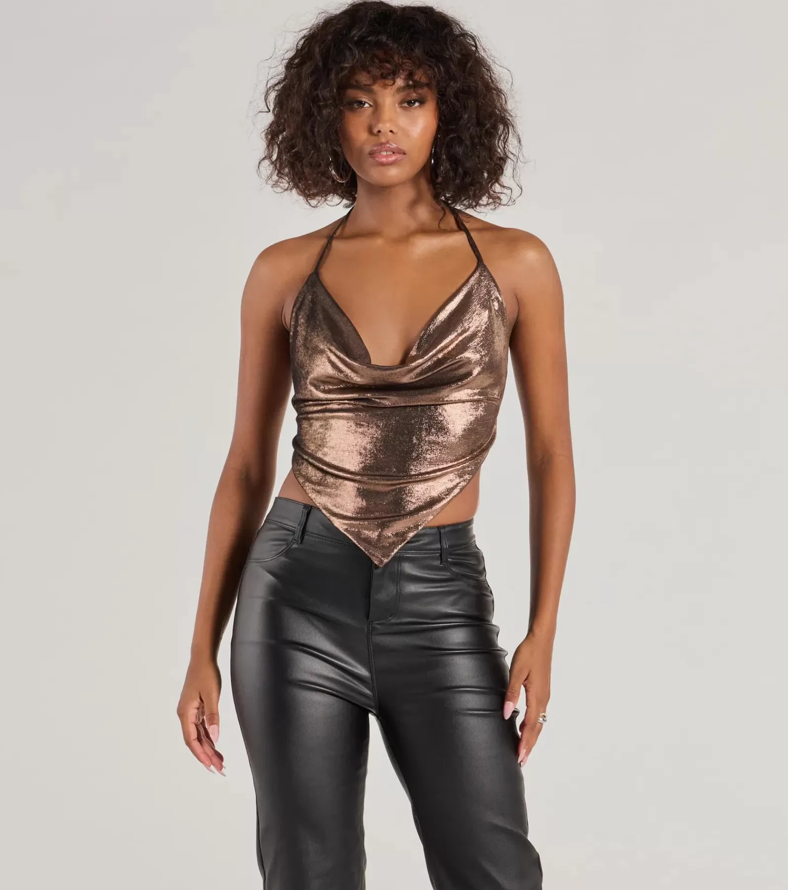 Windsor Nye Outfits | Nye Dresses*Flashy And Fierce Metallic Knit Halter Crop Top