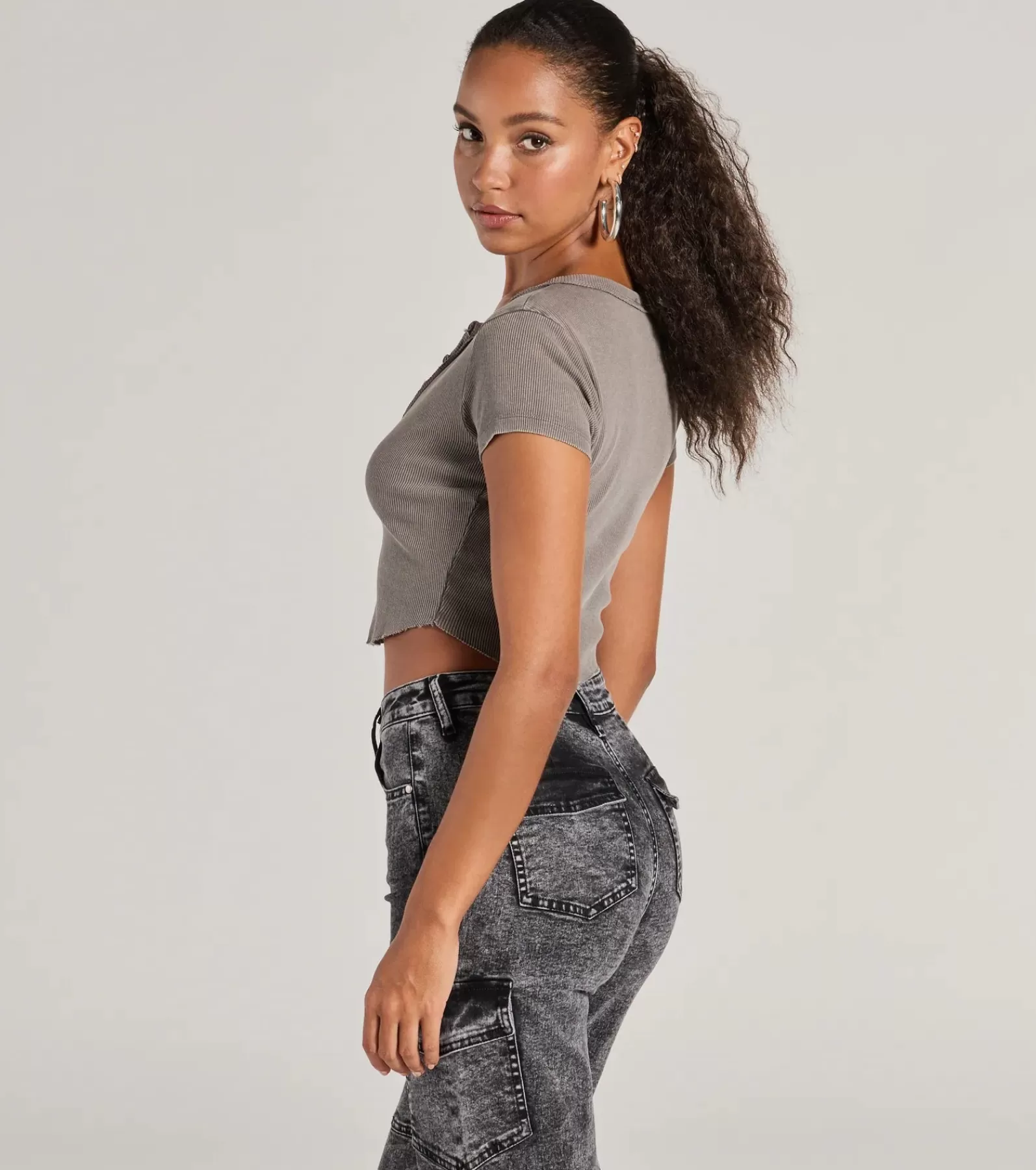 Windsor Basic Tops | Short Sleeve Tops*Girl Next Door Ribbed Knit Henley Crop Top