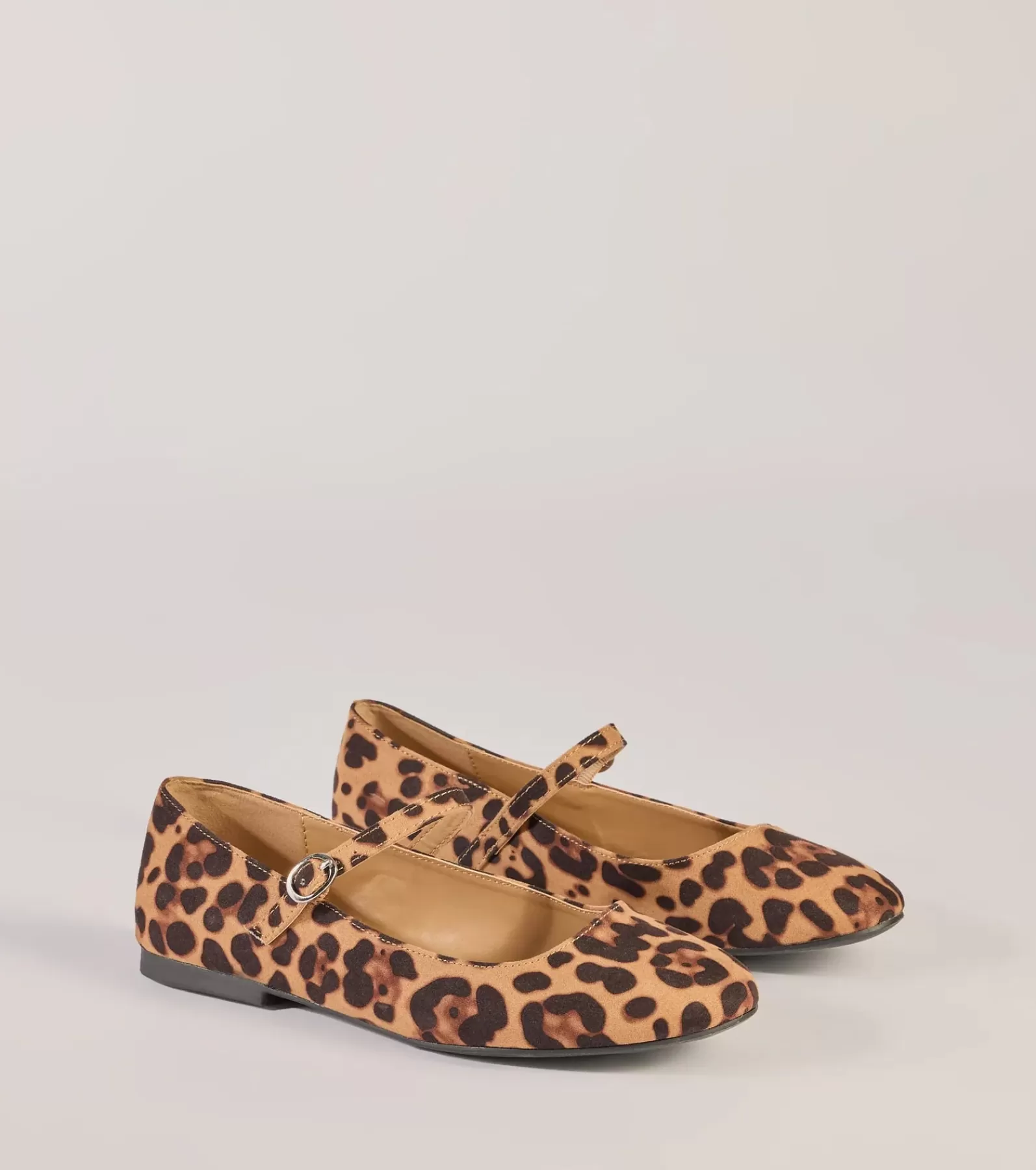 Windsor Flats & Sneakers*Glam Instinct Print Flats