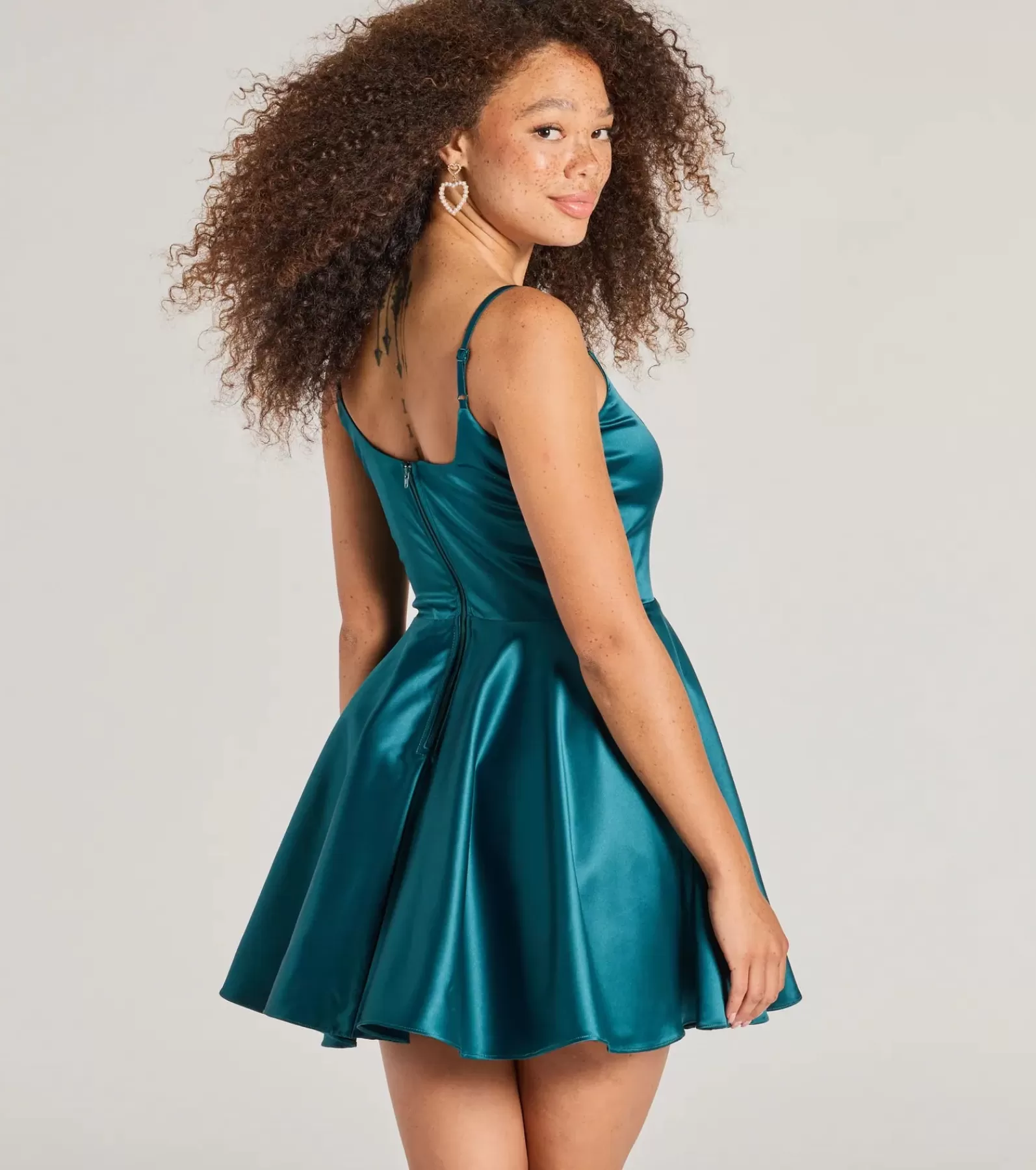 Windsor Mini Holiday Dresses | Green Holiday Dresses*Haidie Sleeveless A-Line Satin Party Dress