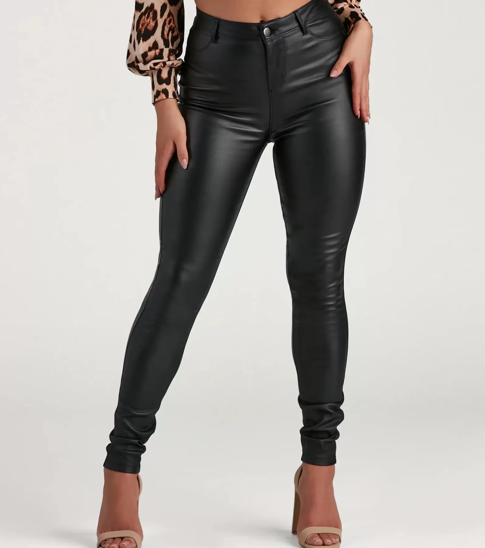 Windsor Nye Outfits | Black Pants*High-Rise Coated Skinny Pants