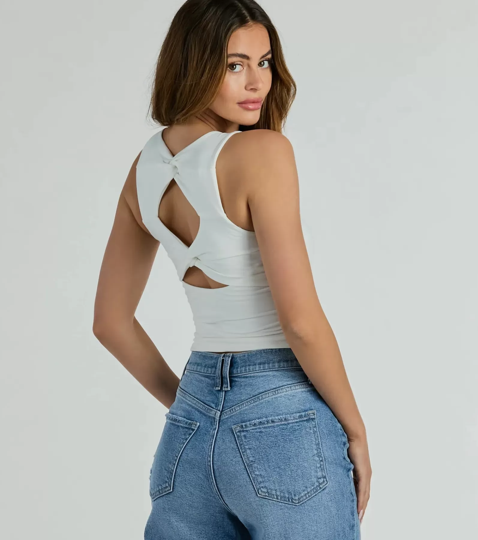 Windsor Basic Tops | Going-Out Tops*Let's Get Away Open Back Sleeveless Crop Top