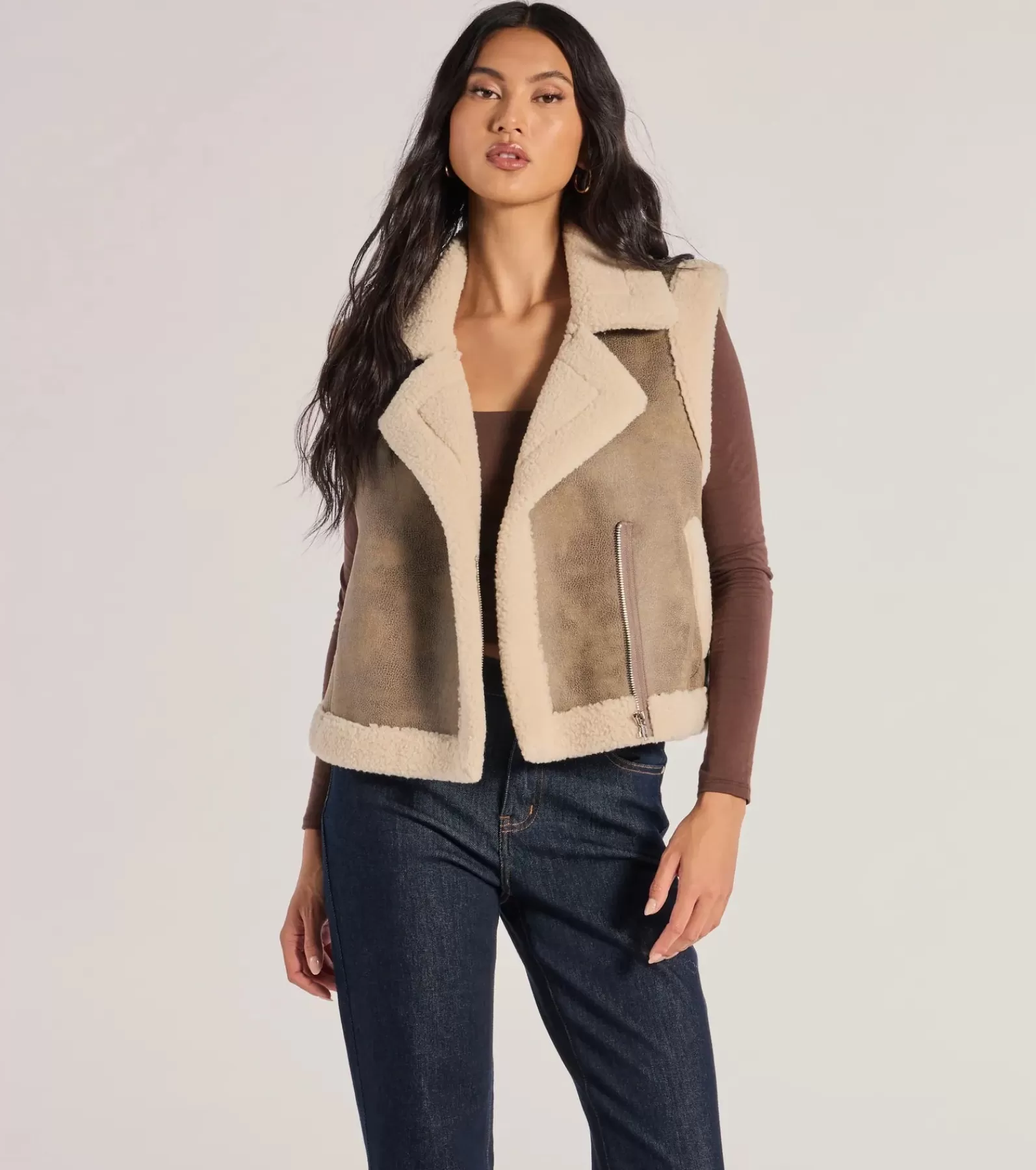 Windsor Coats*Luxe And Cozy Faux Sherpa Trim Oversized Vest