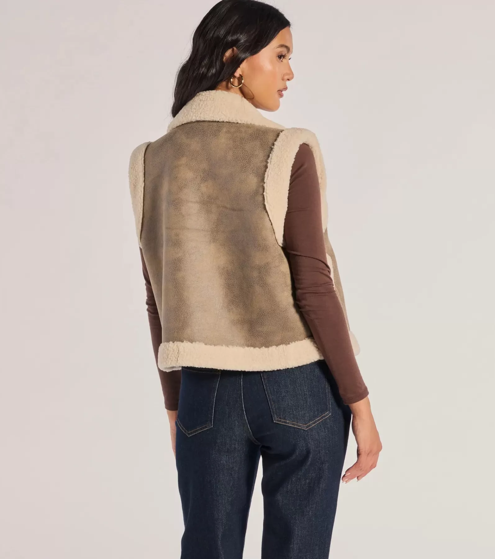 Windsor Coats*Luxe And Cozy Faux Sherpa Trim Oversized Vest