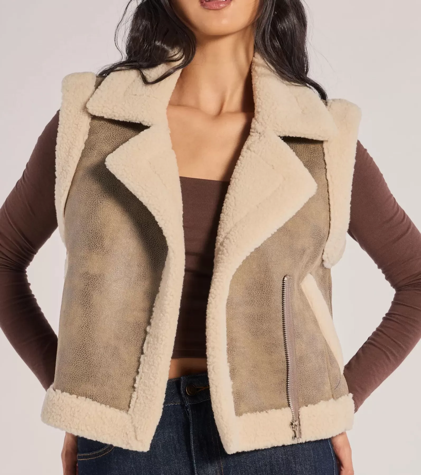 Windsor Coats*Luxe And Cozy Faux Sherpa Trim Oversized Vest