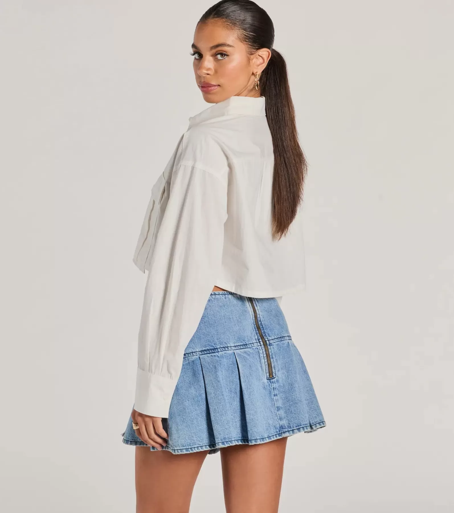 Windsor Long Sleeve Tops*Officially Cute Long Sleeve Button Down Crop Top