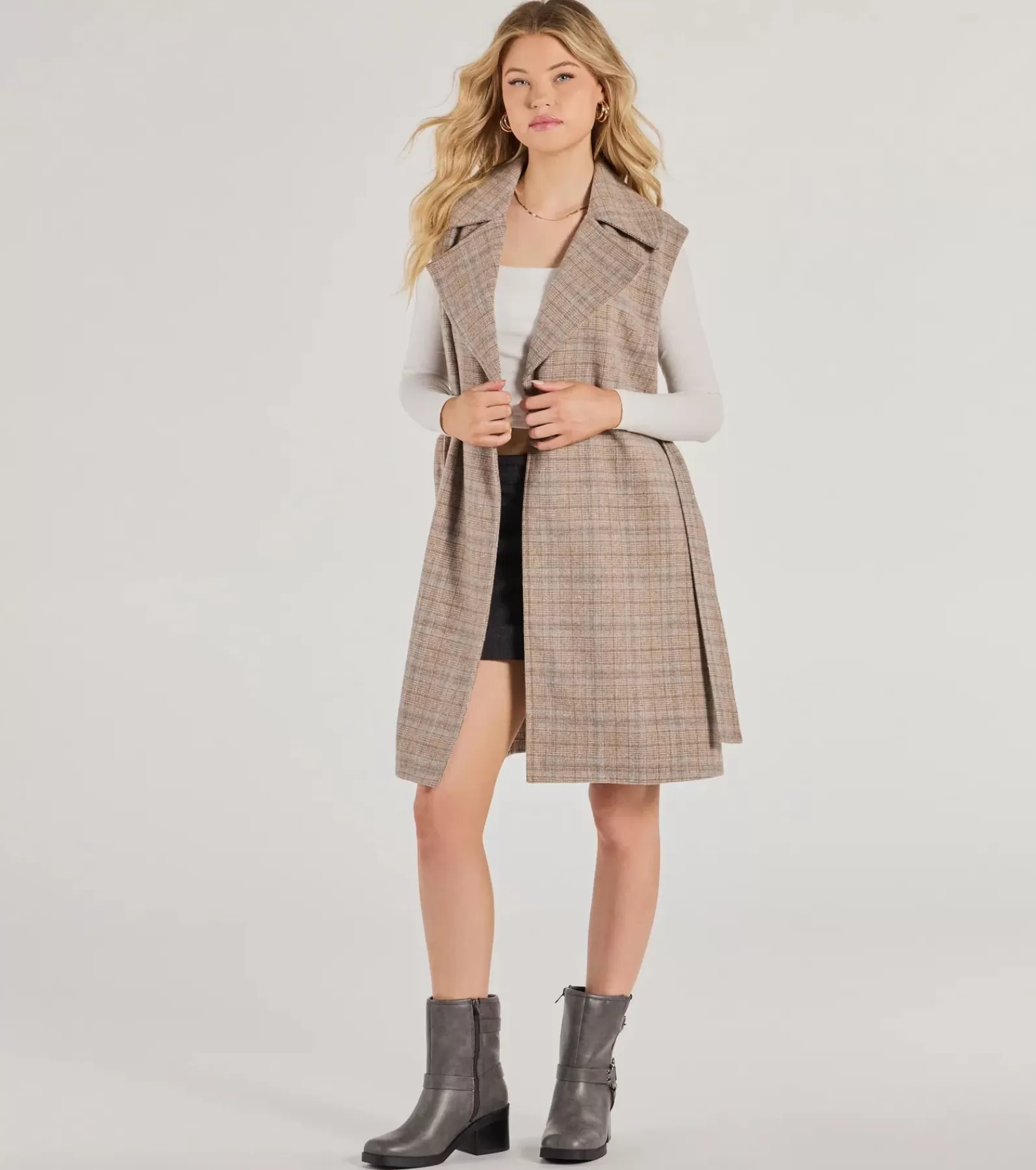 Windsor Coats*Plaid Pursuit Faux Wool Long Belted Vest