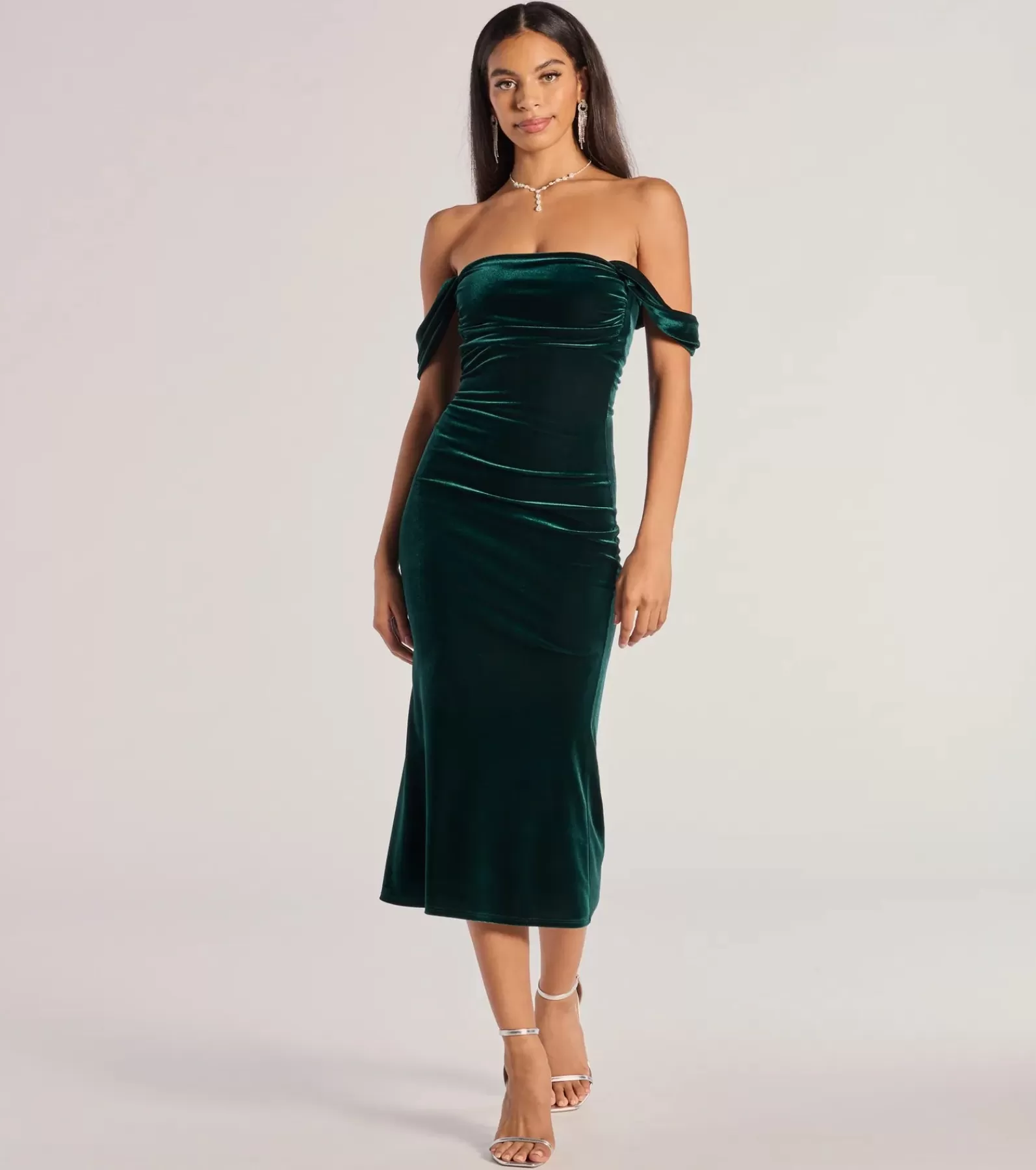 Windsor Wedding Outfits | Midi Holiday Dresses*Regal Moment Off-The-Shoulder Velvet Midi Dress