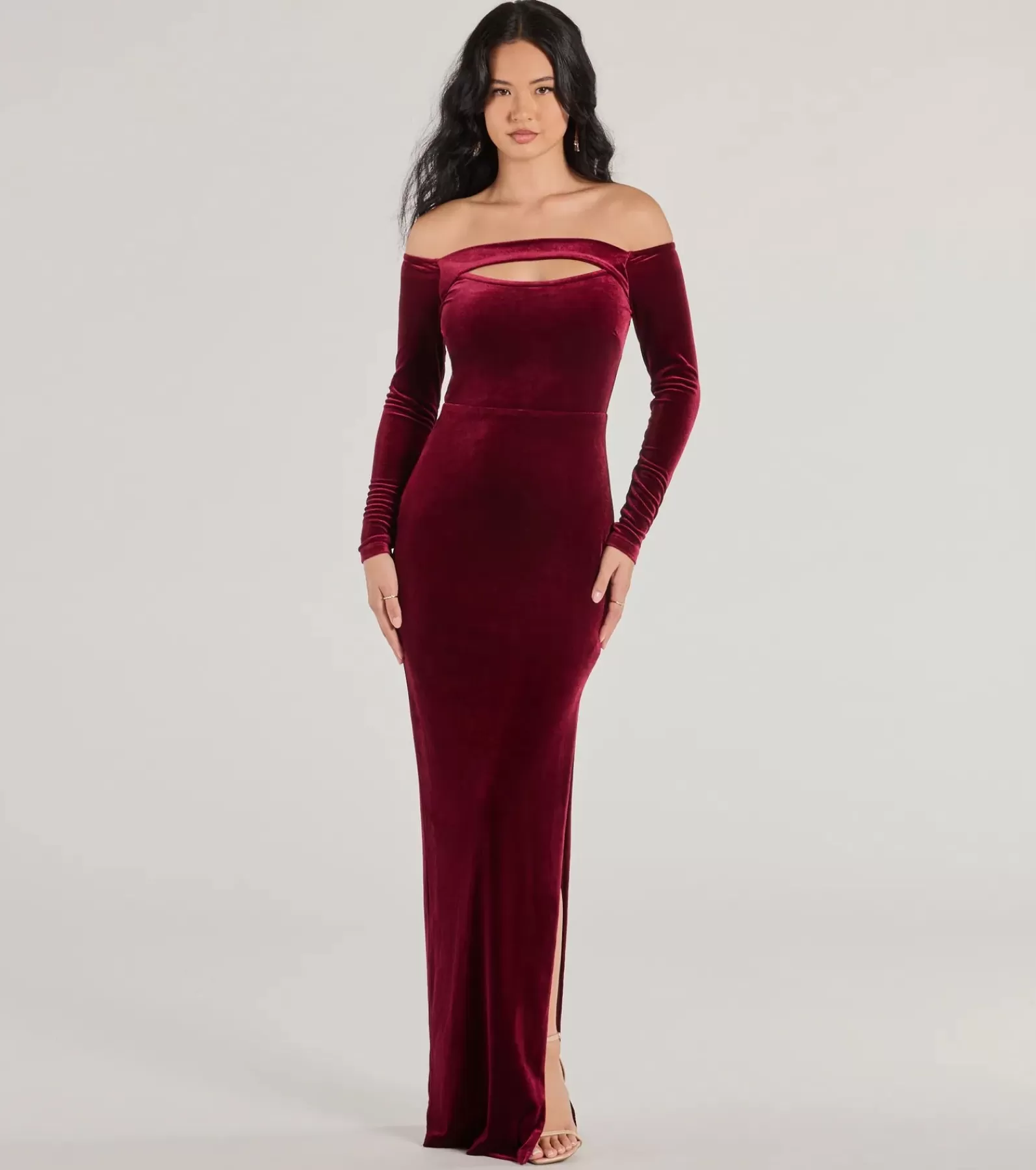 Windsor Red Bridesmaid Dresses | Long Dresses*Rosalyn Velvet Off-The Shoulder Long Sleeve Formal Dress