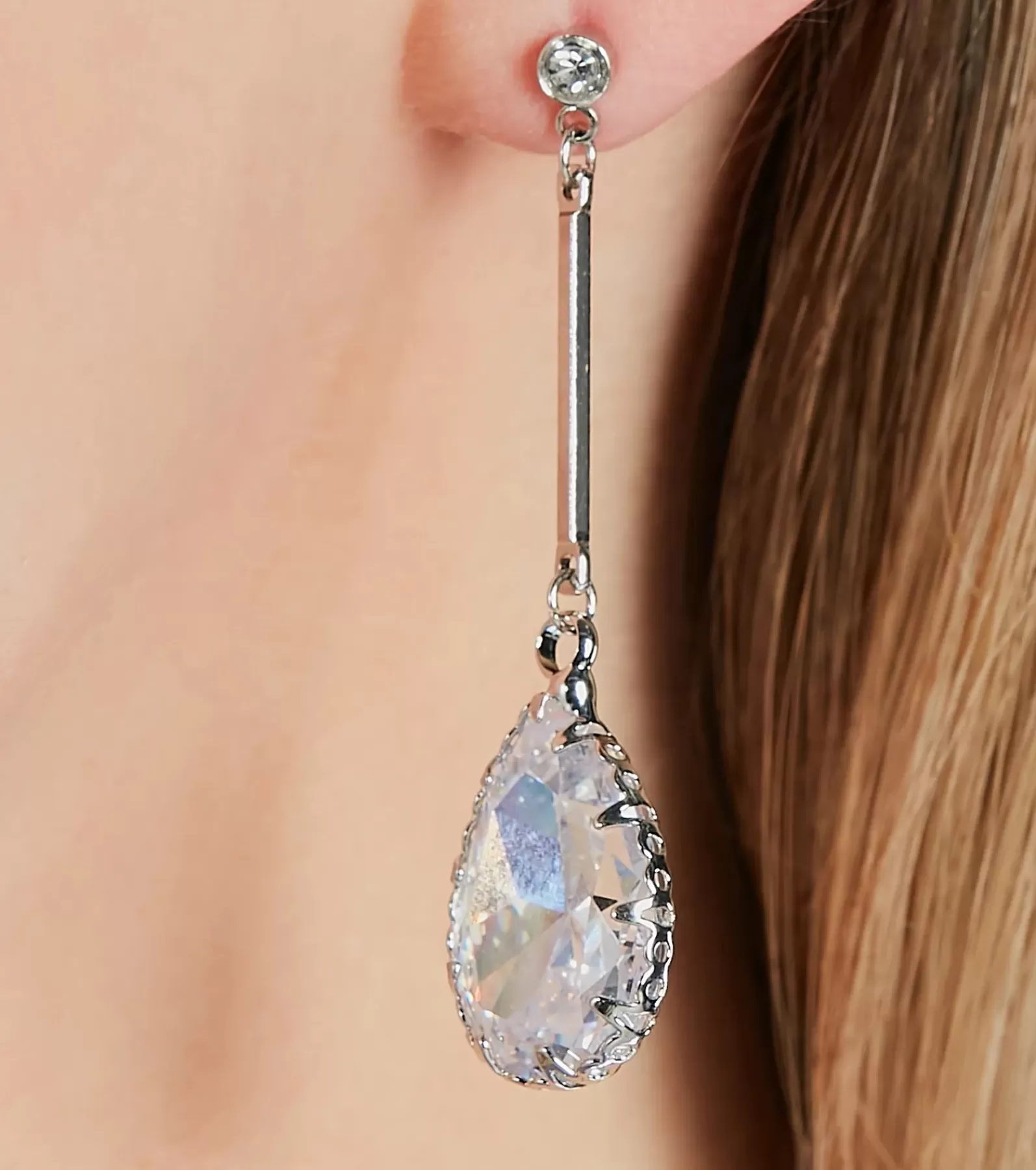 Windsor Earrings*Sense Of Glamour Rhinestone Linear Earrings