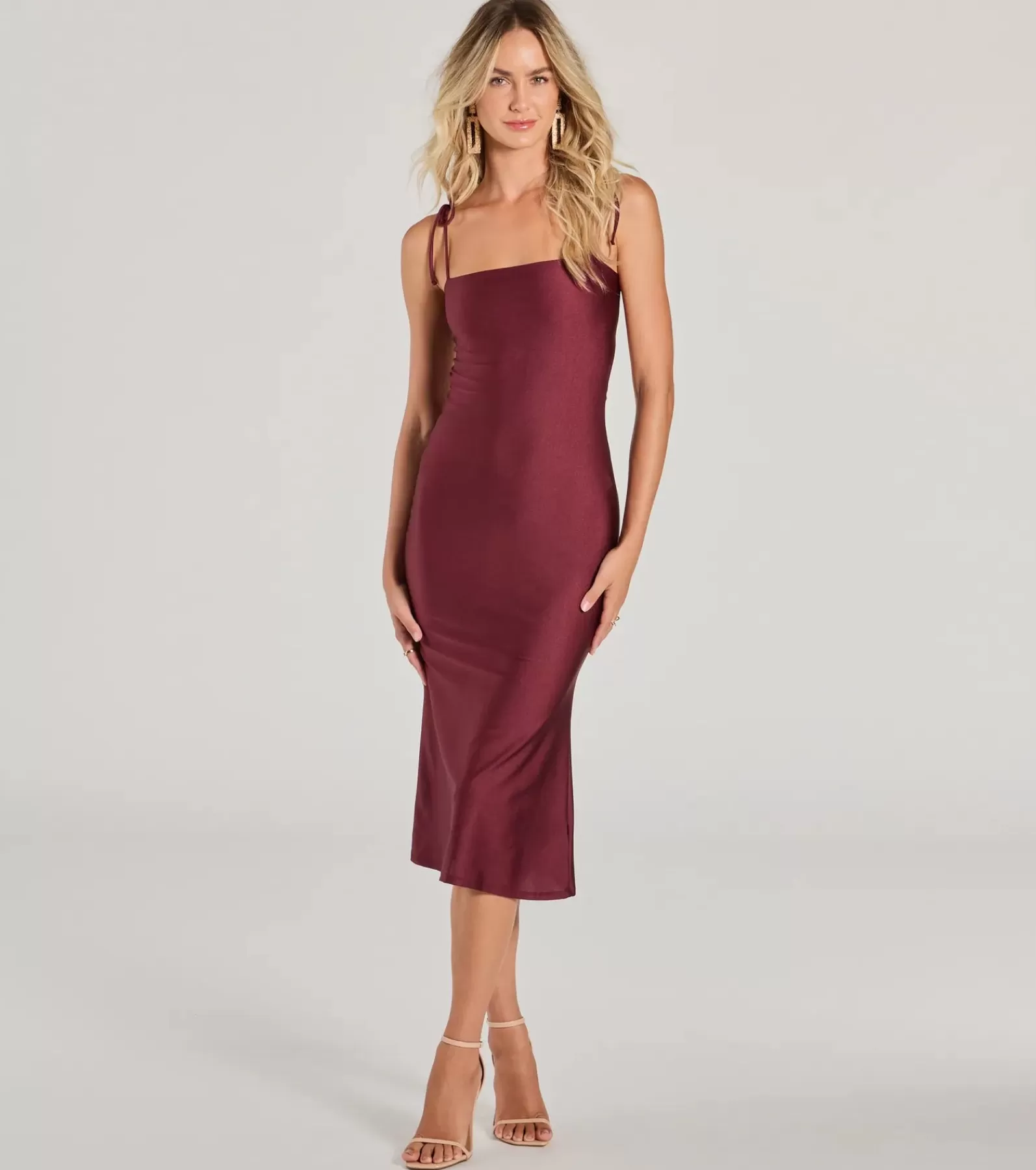 Windsor Rehearsal | Black Tie Wedding Guest Dresses*Something About Her Strappy Back Bodycon Midi Dress