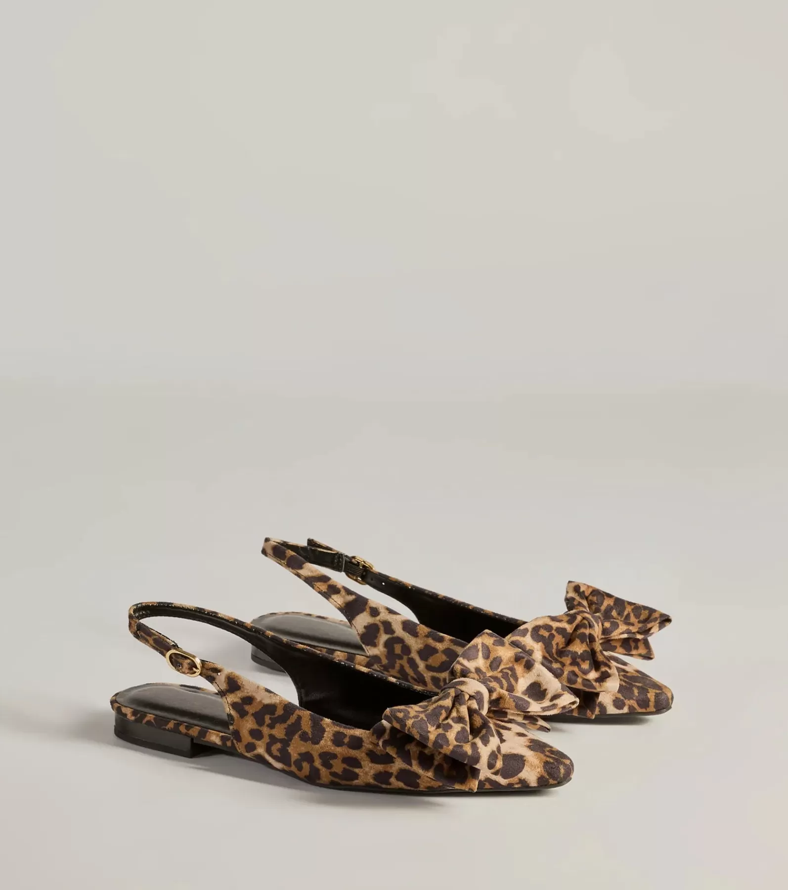 Windsor Flats & Sneakers*Spotted Allure Print Bow Flats