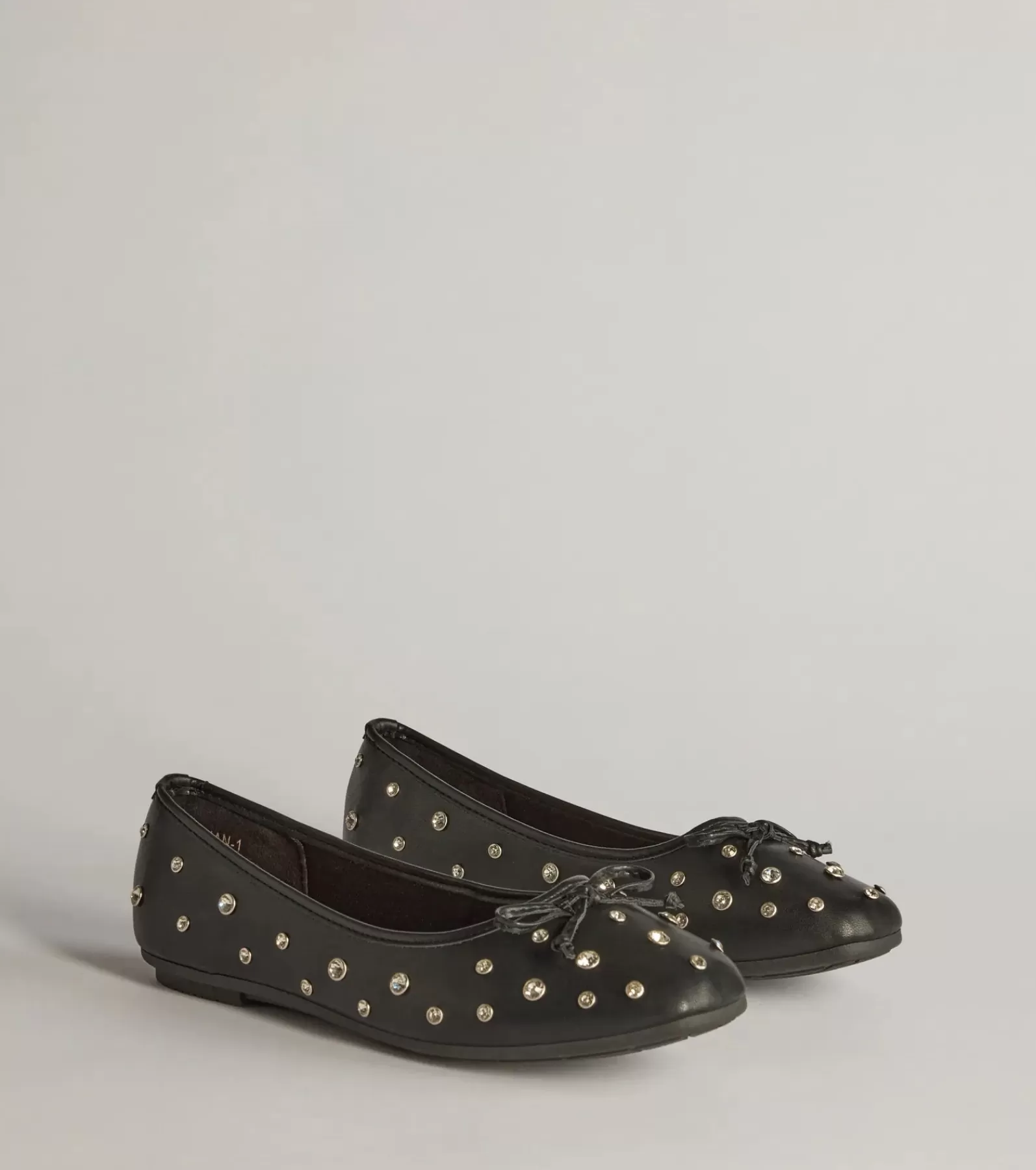 Windsor Flats & Sneakers*Step In Chic Faux Leather Rhinestone Stud Ballet Flats