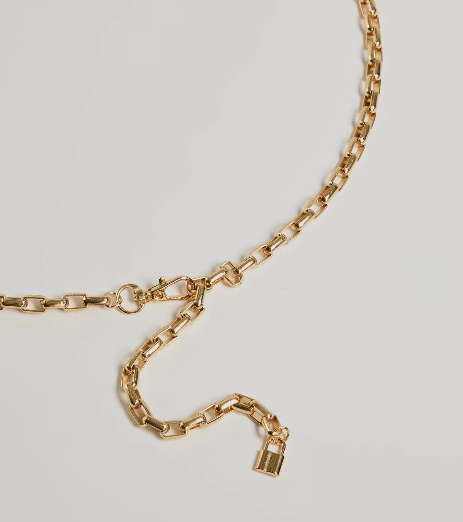 Windsor Belts*Stylishly Sleek Chain-Link Belt
