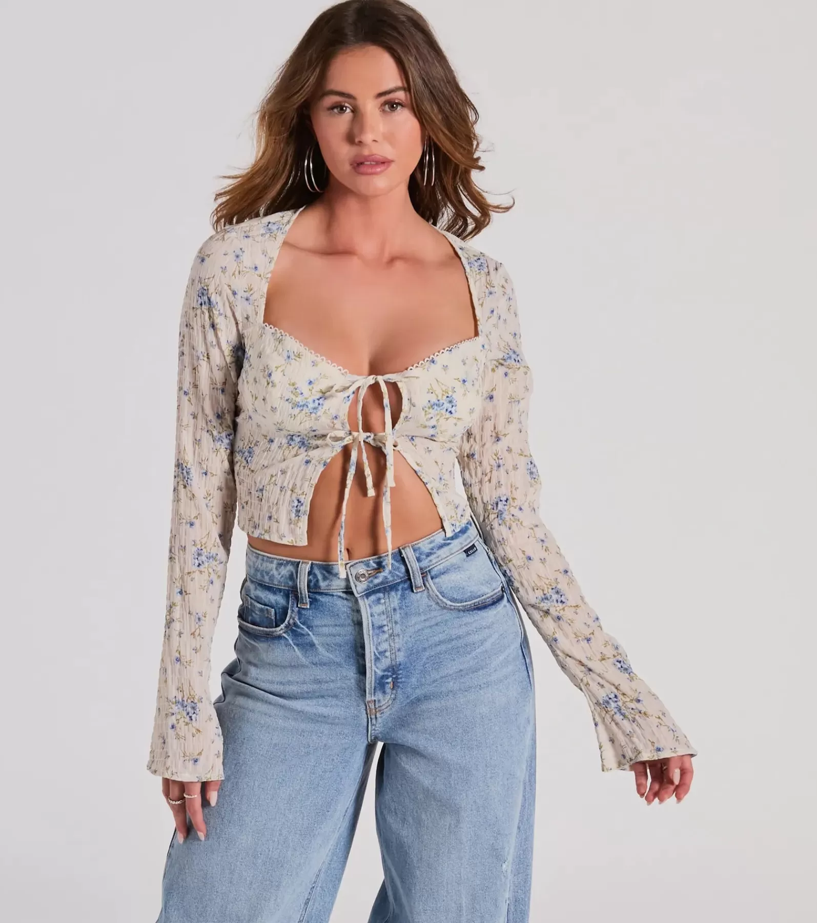 Windsor Tie Front Tops | Long Sleeve Tops*Sweetness Blend Long Sleeve Floral Tie-Front Top