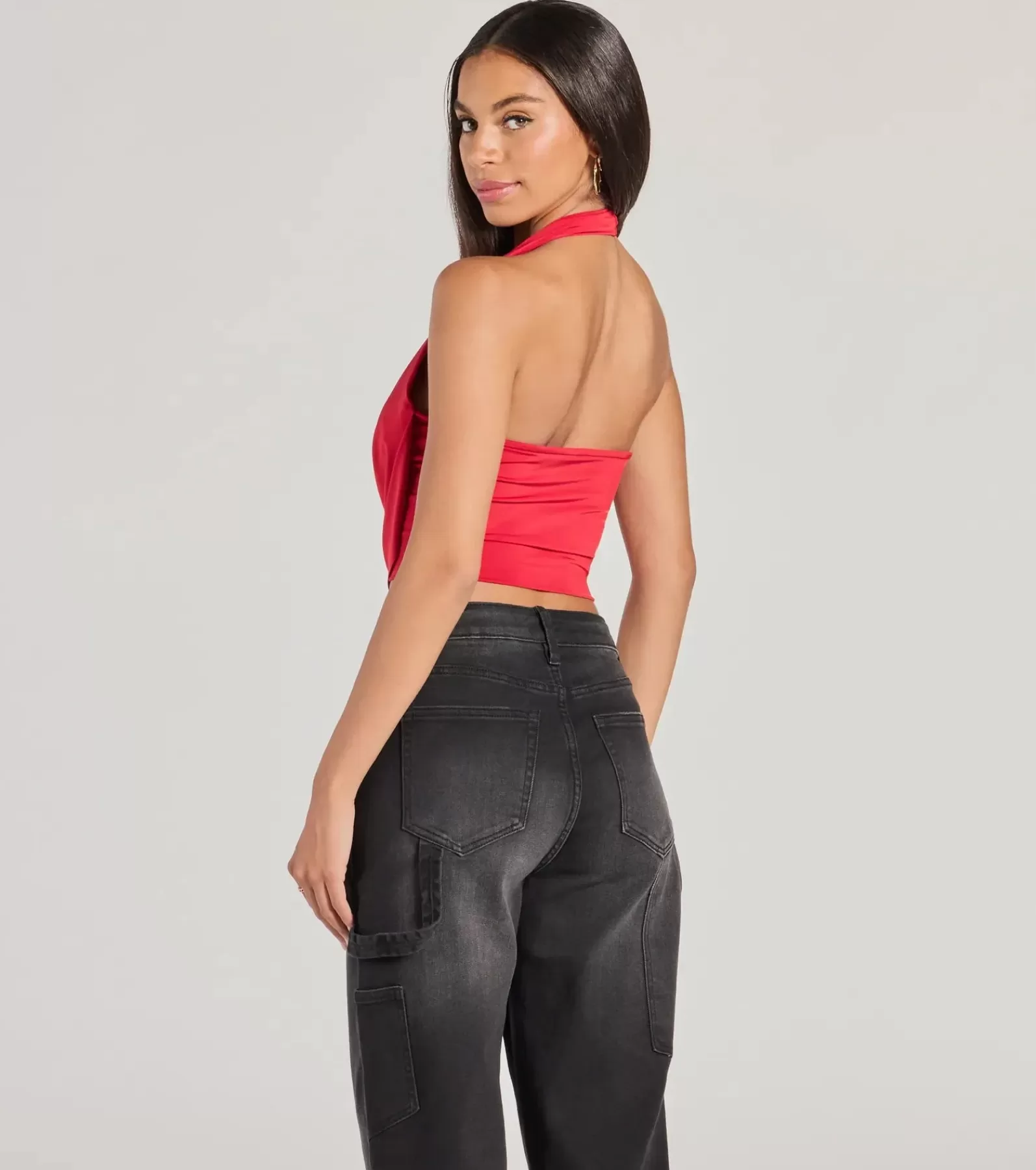Windsor Going-Out Tops | Crop Tops*Take The Plunge Sleeveless Halter Crop Top