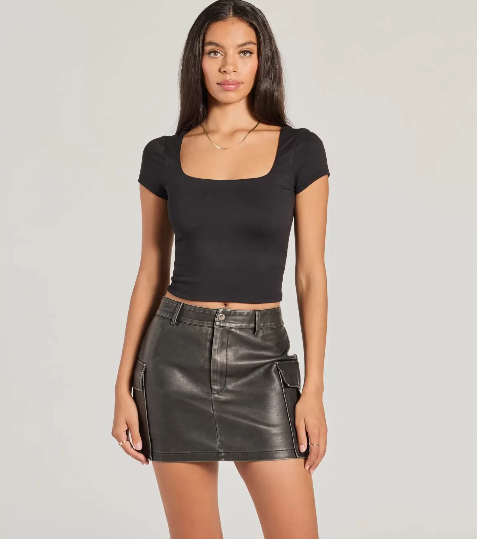 Windsor Basic Tops | Going-Out Tops*The View And You Short Sleeve Tie Back Crop Top