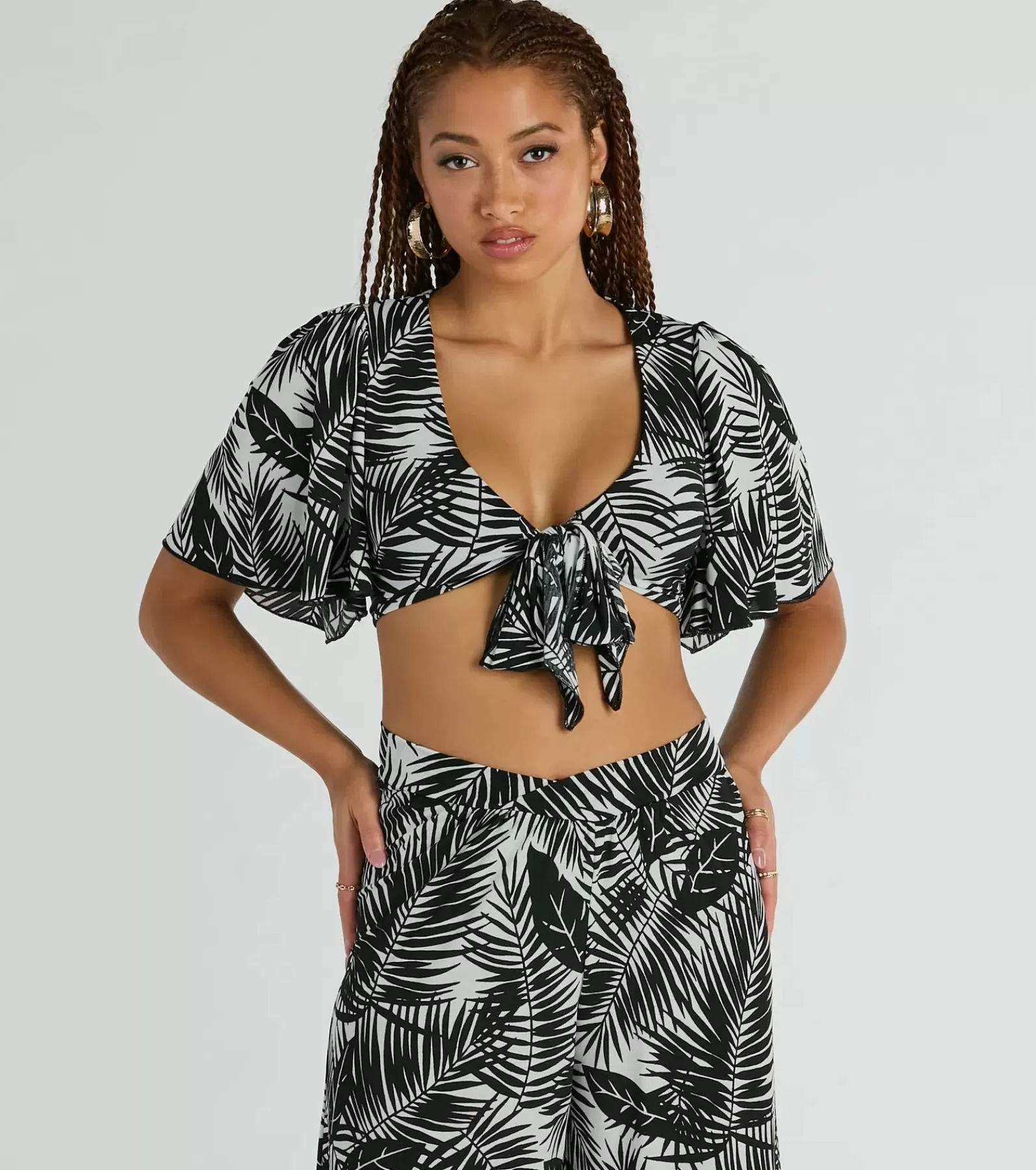 Windsor Tie Front Tops | Short Sleeve Tops*Time For Vacay Tie Front Tropical Crop Top