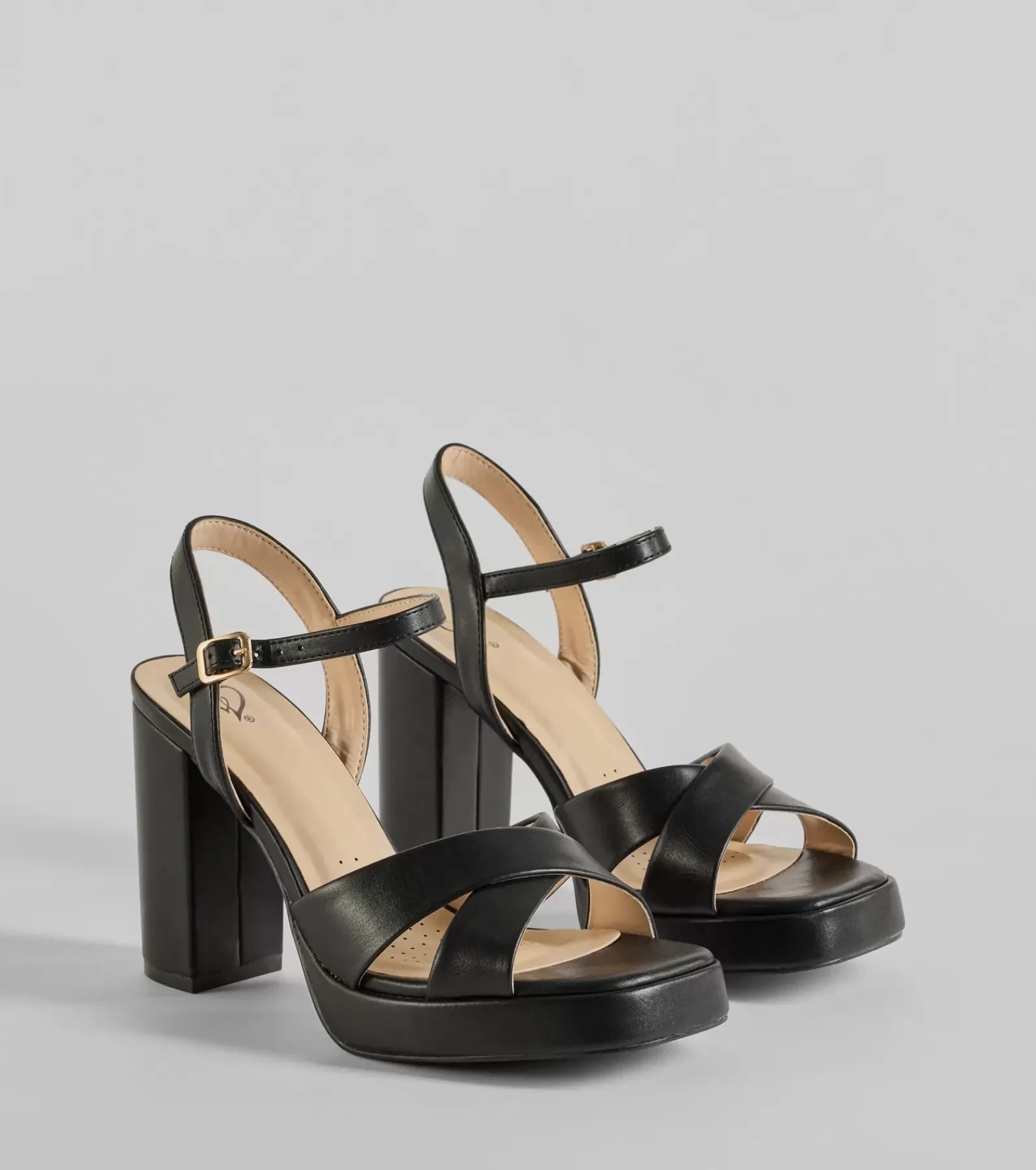 Windsor High Heels | Platform Shoes*Timeless Treasure Criss-Cross Platform Block Heels