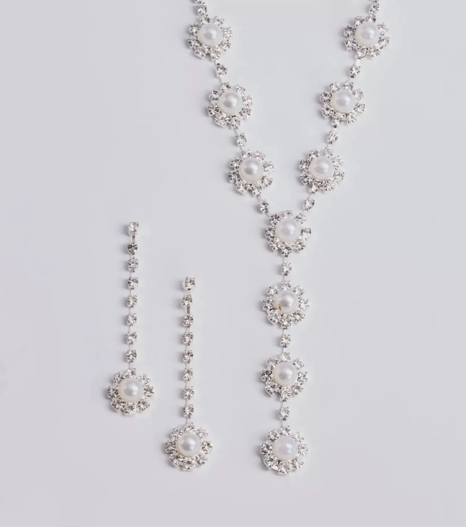 Windsor Necklaces & Chokers | Accessories*Truly Glam Rhinestone And Pearl Lariat Necklace Set