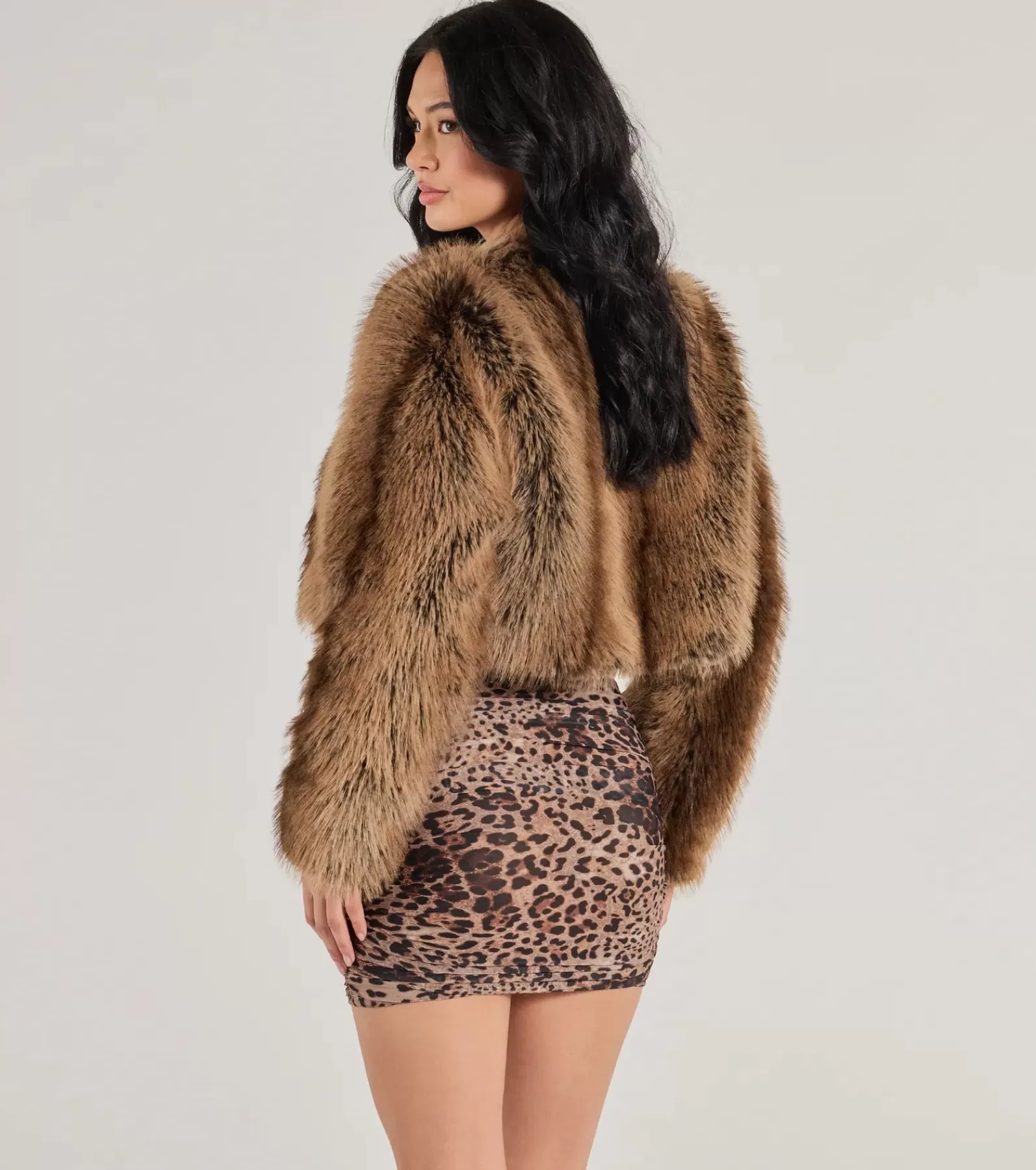 Windsor Coats*Untamed Luxe Cropped Faux Fur Jacket