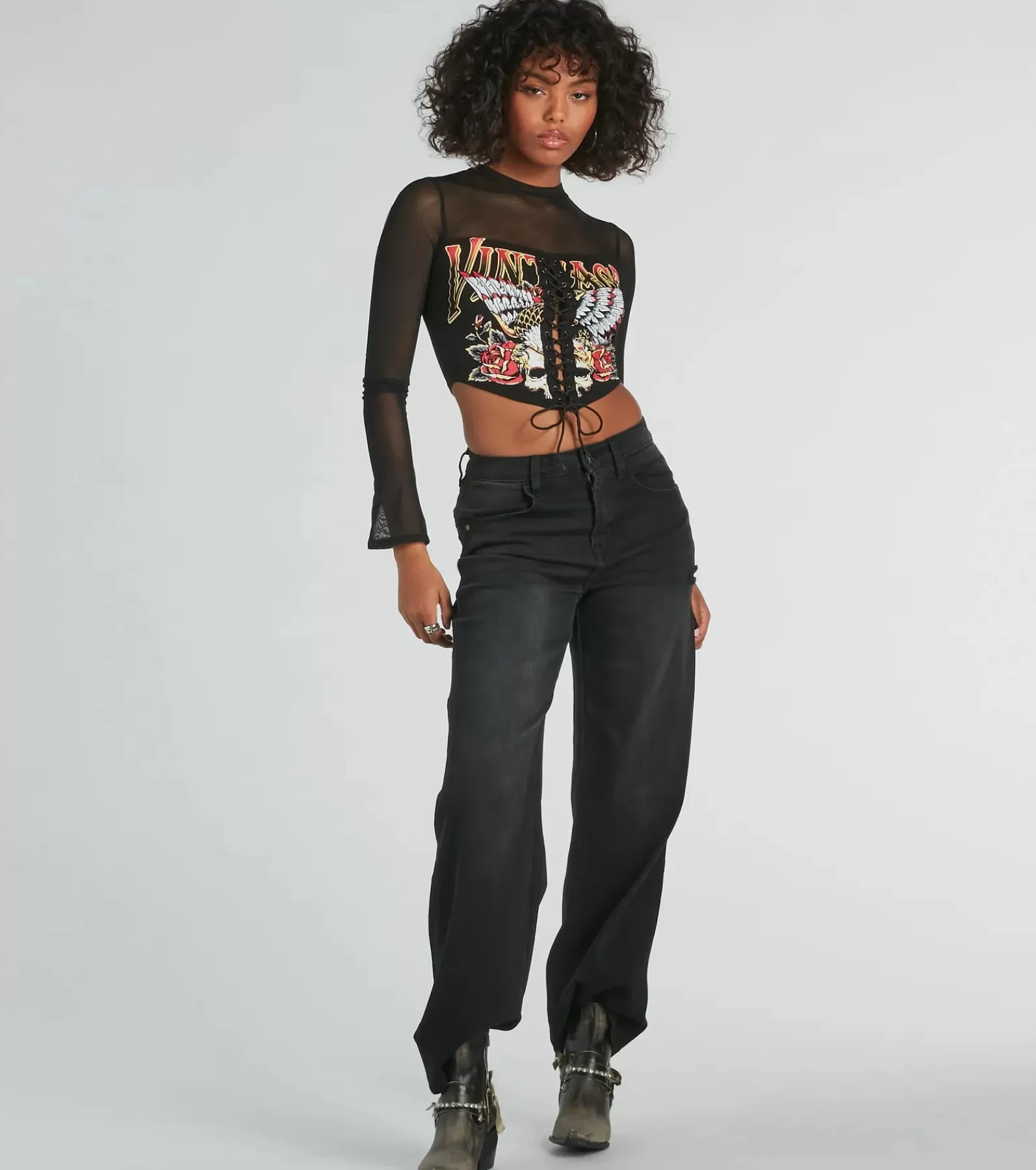 Windsor Graphic Tees | Long Sleeve Tops*Vintage Lace-Up Mesh Graphic Crop Top