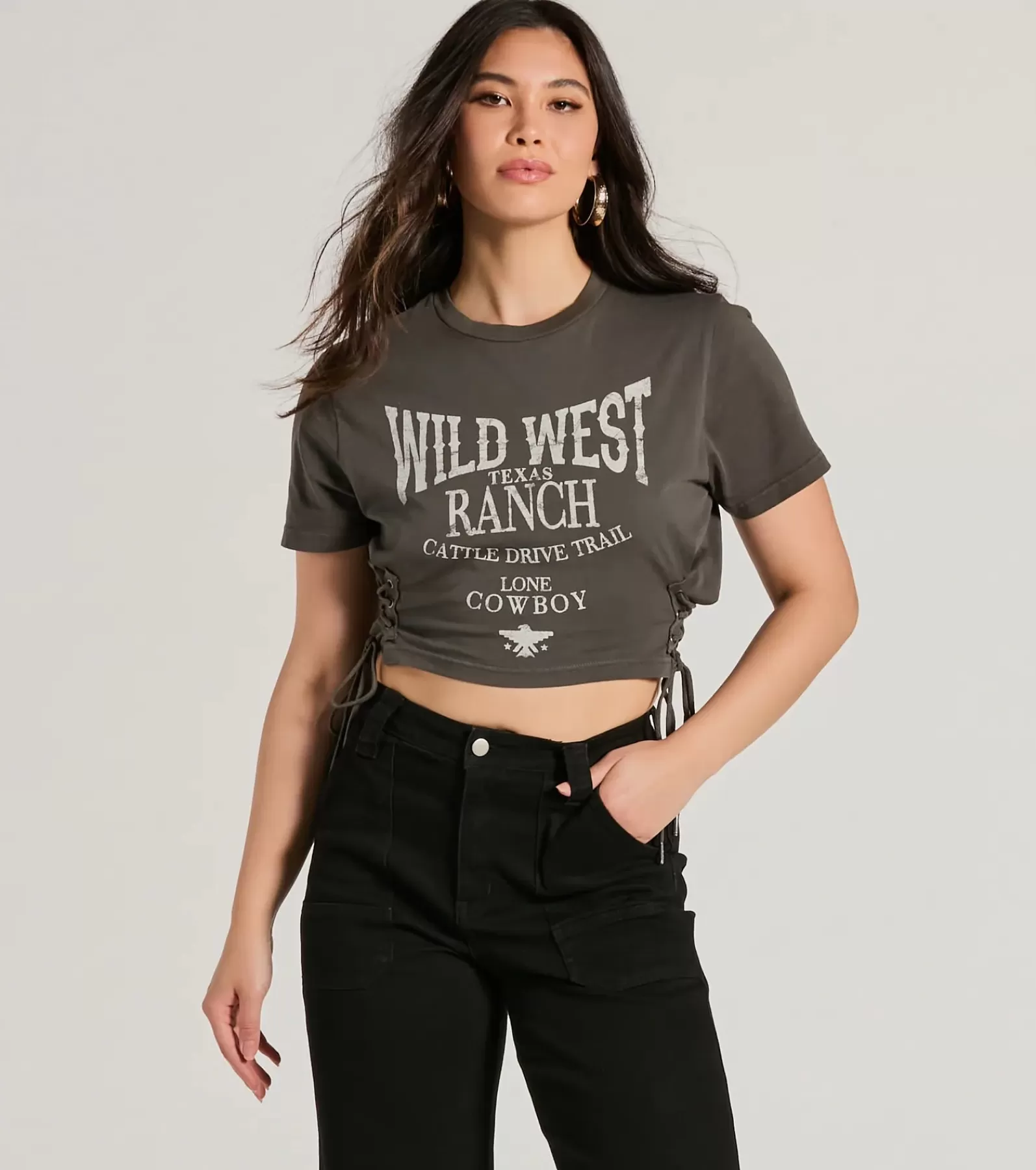 Windsor Graphic Tees | Short Sleeve Tops*Wild West Lace-Up Crop Graphic Tee