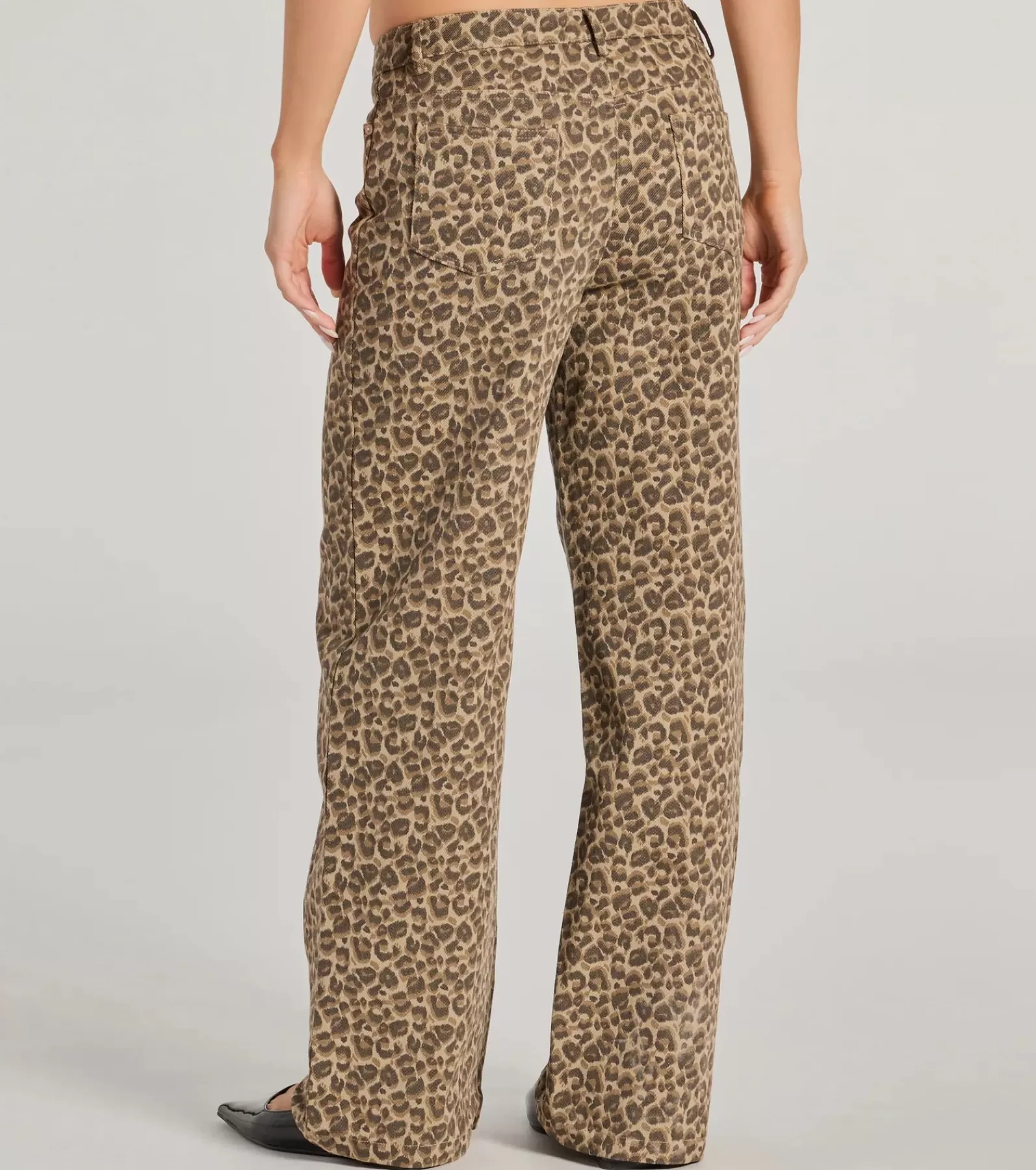 Windsor Pants*Wildly Chic Mid-Rise Print Baggy Pants