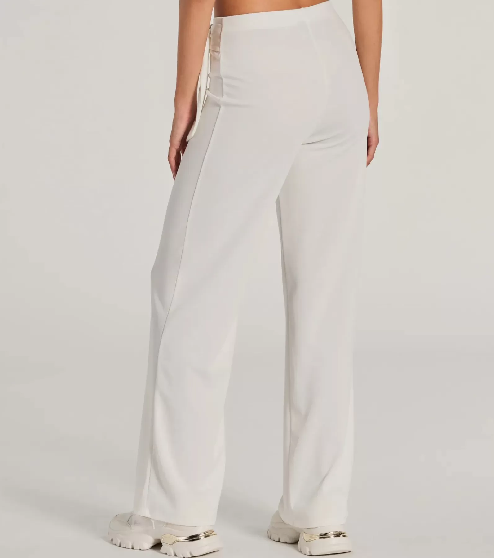 Windsor Flare Pants | Pants*With Confidence High-Rise Straight-Leg Crepe Pants